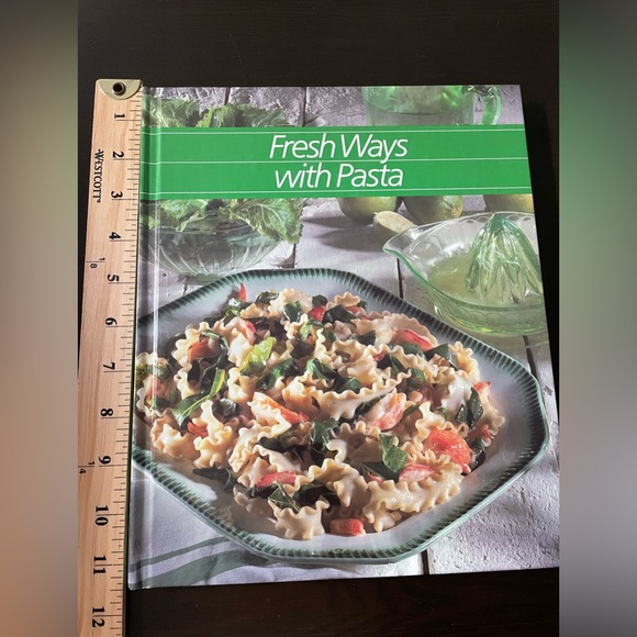 Cookbook Fresh Ways with Pasta - Picture 5 of 6